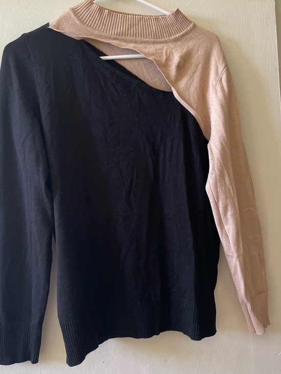 Absolutely Famous Sweaters - Absolutely Famous Black and Beige Off-Shoulder Two-Tone Sweater